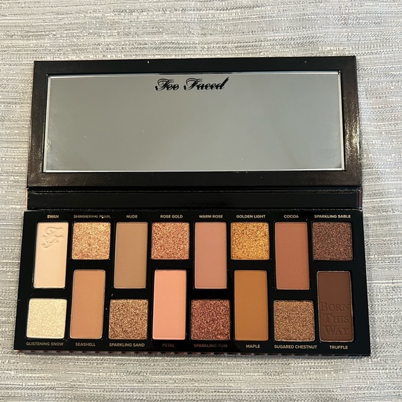 NIB Too Faced Born This Way “The Natural Nudes” Palette - Picture 1 of 6